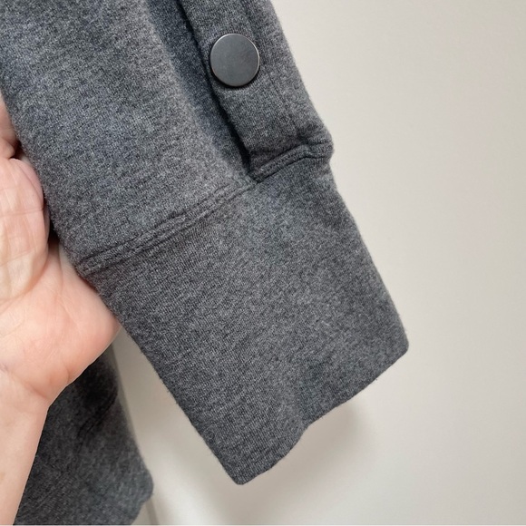 Cabi 3871 Cowl Snap Sleeve Convertible Charcoal Pullover Oversized Sweatshirt - Picture 4 of 12